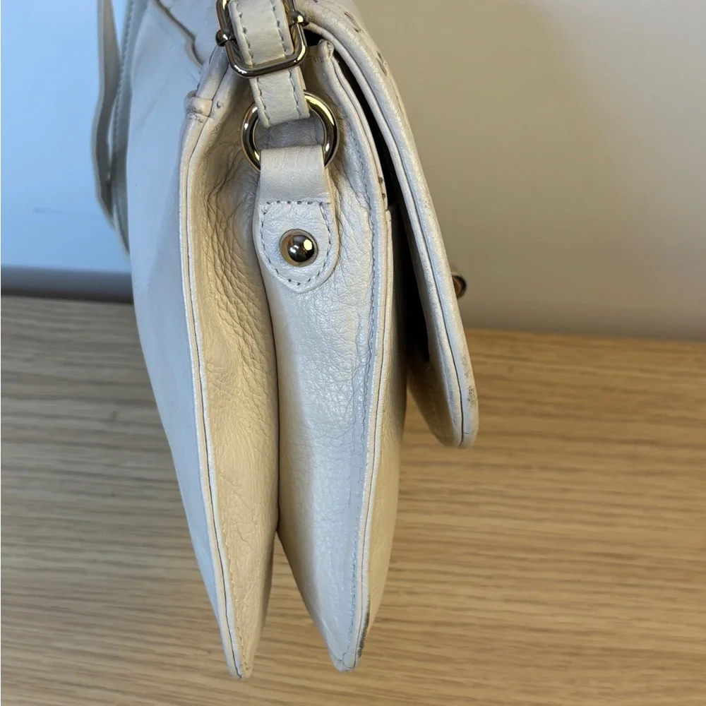 Elliott Lucca Ivory Crossbody Bag‎